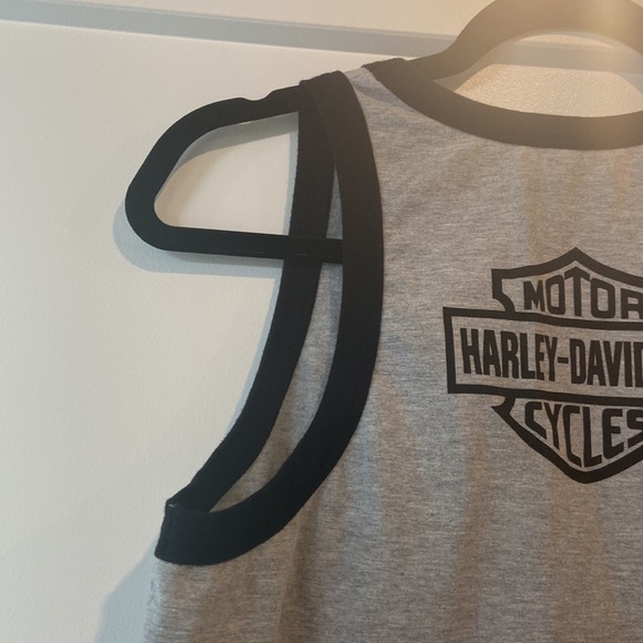 Harley Davidson Large gray and black tank top EUC Harley Davidson made me do it - Picture 10 of 11